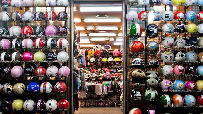 How to Choose a Women’s Motorcycle Helmet 